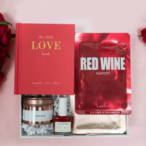 The Fine Wine-ribbon-and-bow-gift-box